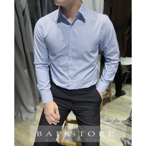 Áo sơ mi công sở kẻ sọc xanh dài tay chất vải sợi tre mát mịn chống nhăn form fit dáng mẫu mới 2025